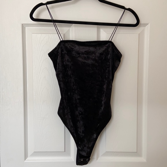 Garage Tops - NWOT Garage Velvet Bodysuit